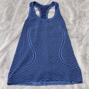 Lululemon tank top